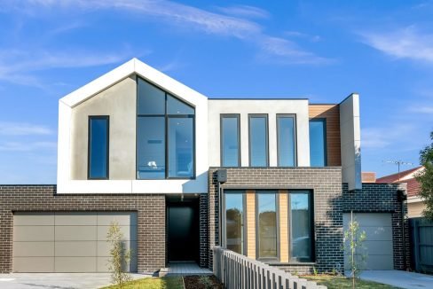 Villa on Grand Avenue